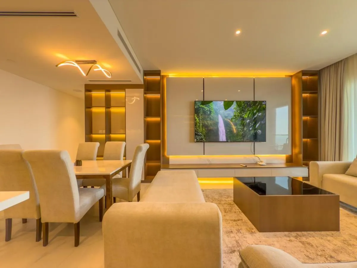 Elegant 2-Br With Modern Comfort Dubaj Apartmán