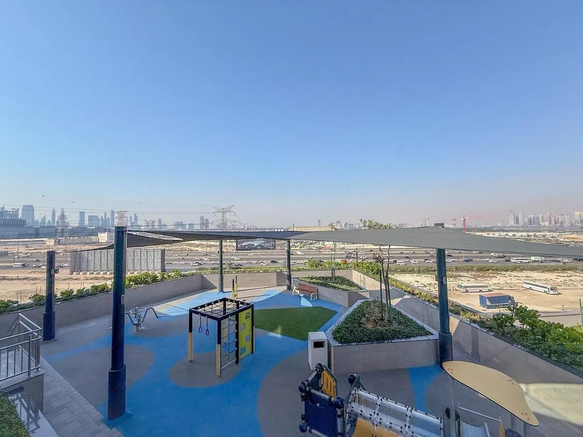 Elegant 2-Br With Modern Comfort Dubaj Apartmán
