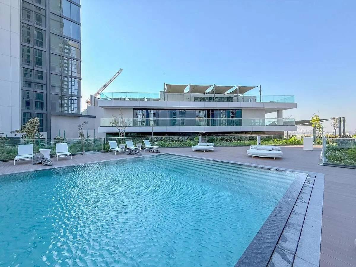 Elegant 2-Br With Modern Comfort Dubaj